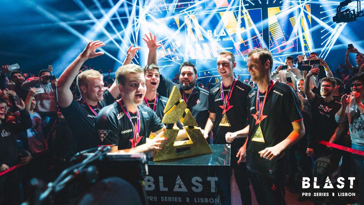 blast总决赛:astralis逆转navi成就十冠王